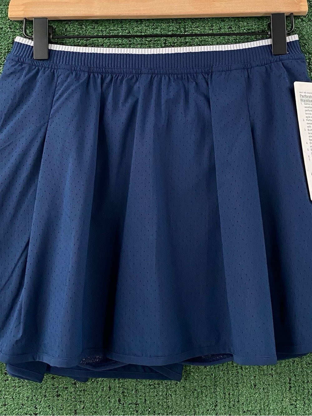 New Lululemon Perforated Narrow Waistband Club Navy Blue/White Tennis Skirt SZ 6